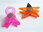 Ribbon magnetic clip